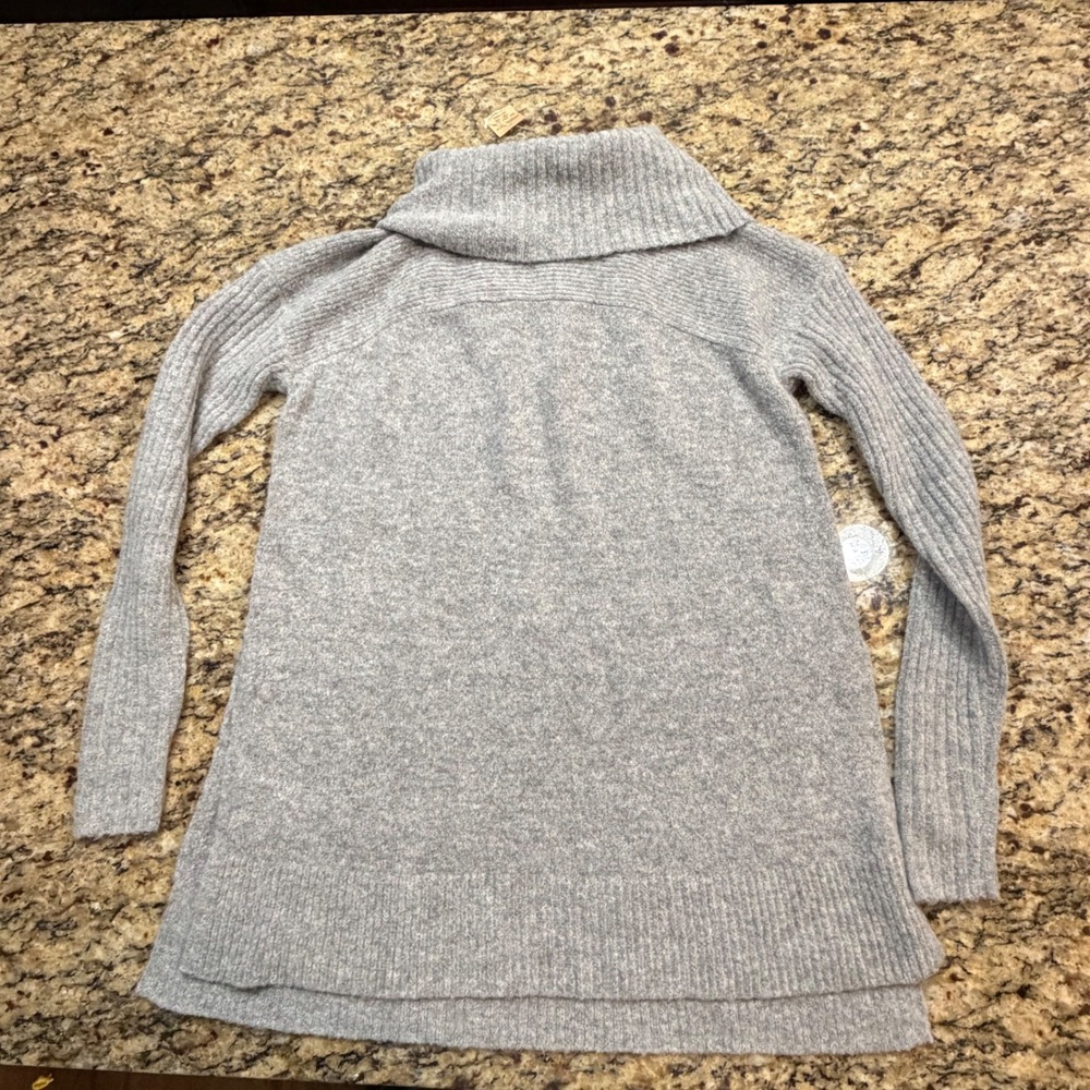 NEW American Eagle Outfitters Cowl Neck Ribbed Sleeve Sweater Grey XS ws